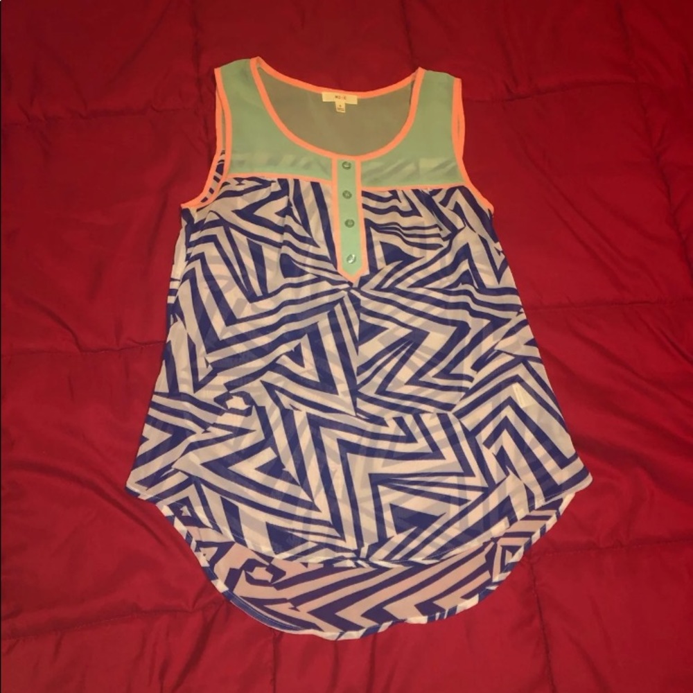 Women’s shirt